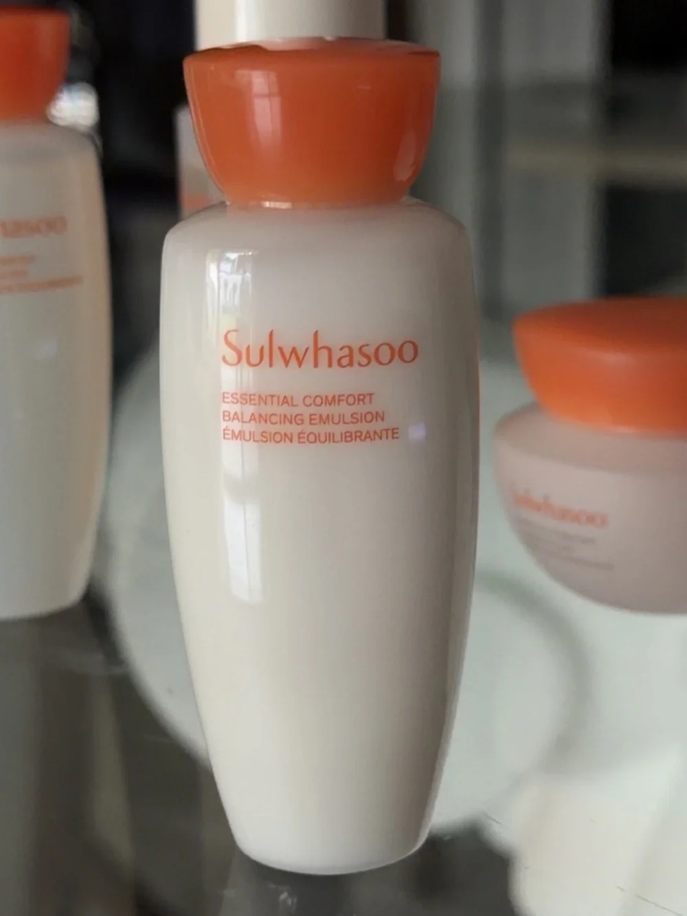 Sulwhasoo Radiant Skin Care Set - White with Orange Caps